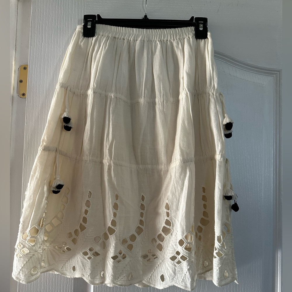 Zara Cream A-Line Midi Skirt with Tiered Design